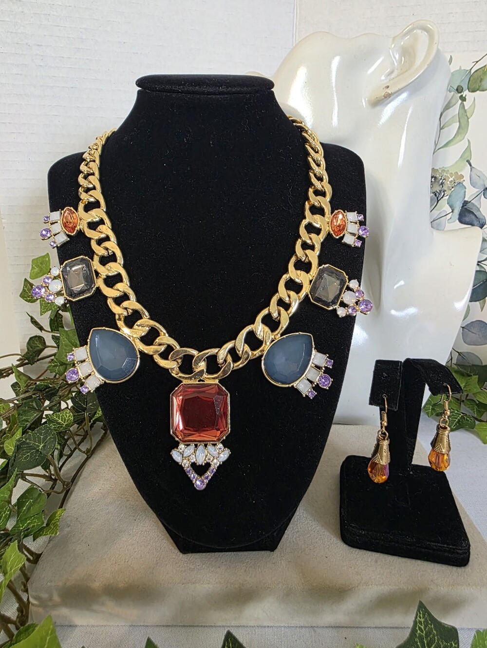 Chunky Gold Link Jewel Statement Collar Necklace & Amber Teardrop Earrings Set